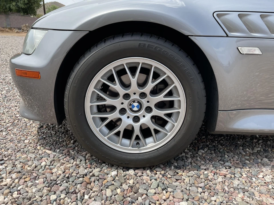2002 BMW Z3 Roadster - Image 25 of 31