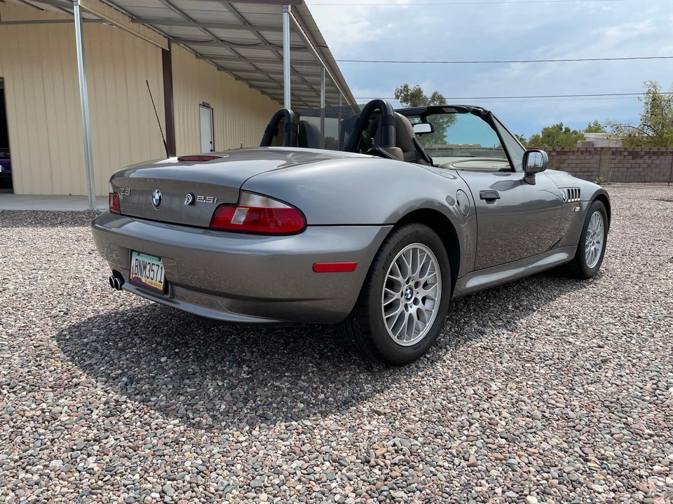 2002 BMW Z3 Roadster - Image 10 of 31