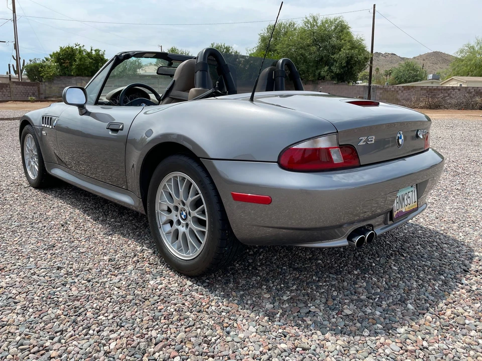 2002 BMW Z3 Roadster - Image 9 of 31