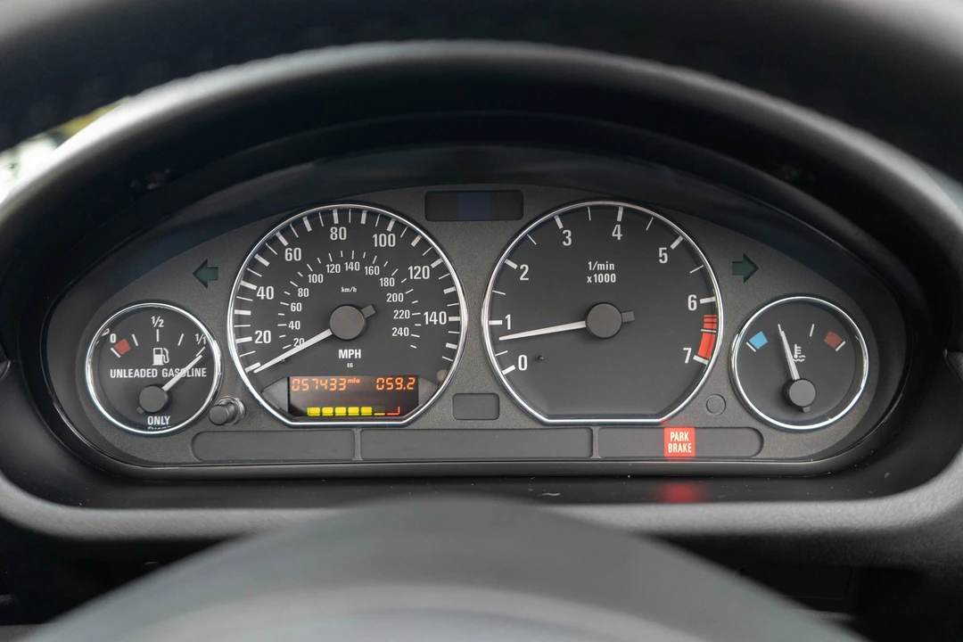 2002 BMW Z3 Roadster - Image 16 of 21