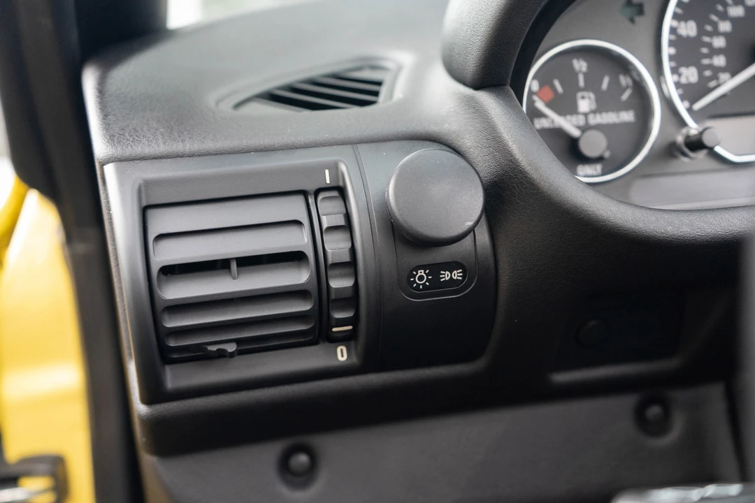 2002 BMW Z3 Roadster - Image 17 of 21