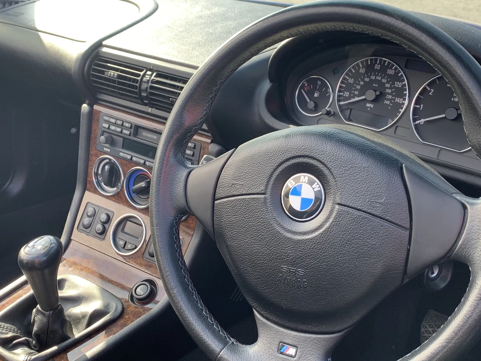 2002 BMW Z3 Roadster - Image 22 of 31