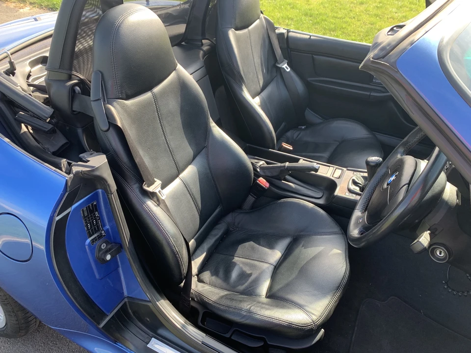2002 BMW Z3 Roadster - Image 23 of 31