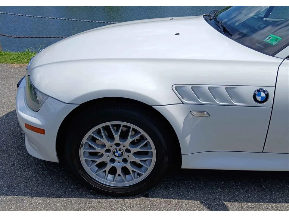 2002 BMW Z3 Roadster - Image 11 of 31