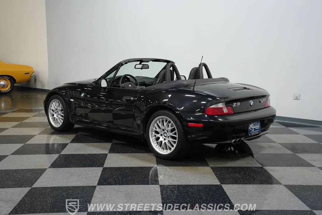 2002 BMW Z3 Roadster - Image 11 of 12