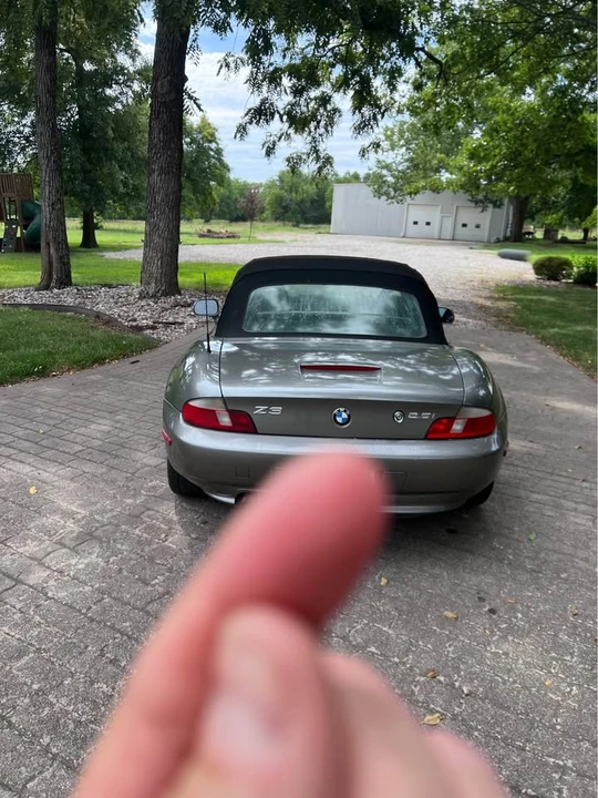 2002 BMW Z3 Roadster - Image 3 of 10