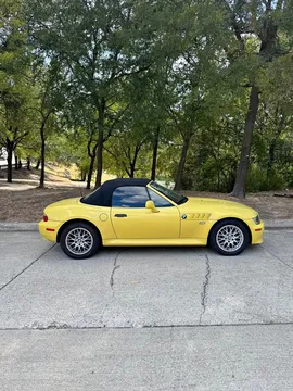 2002 BMW Z3 6-Cyl Roadster 2D