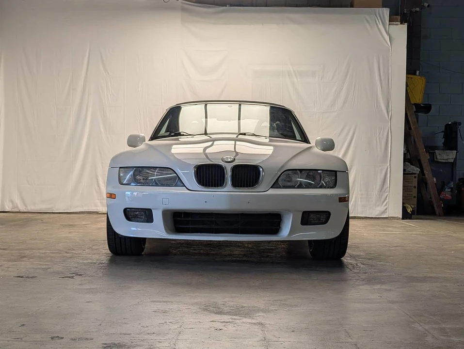 2002 BMW Z3 Roadster - Image 2 of 23