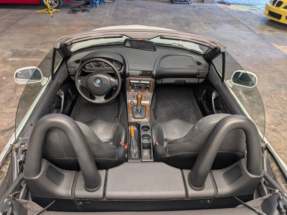 2002 BMW Z3 Roadster - Image 12 of 23