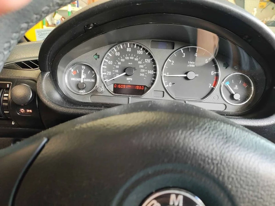 2002 BMW Z3 Roadster - Image 23 of 24