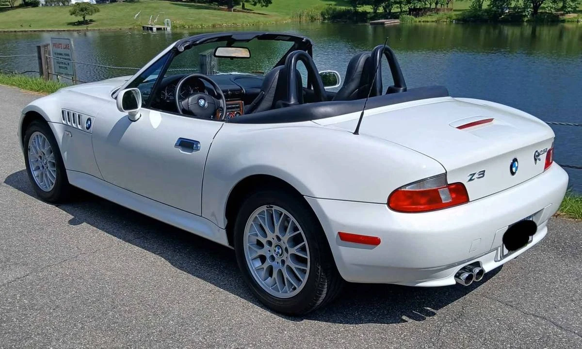 2002 BMW Z3 Roadster - Image 2 of 24