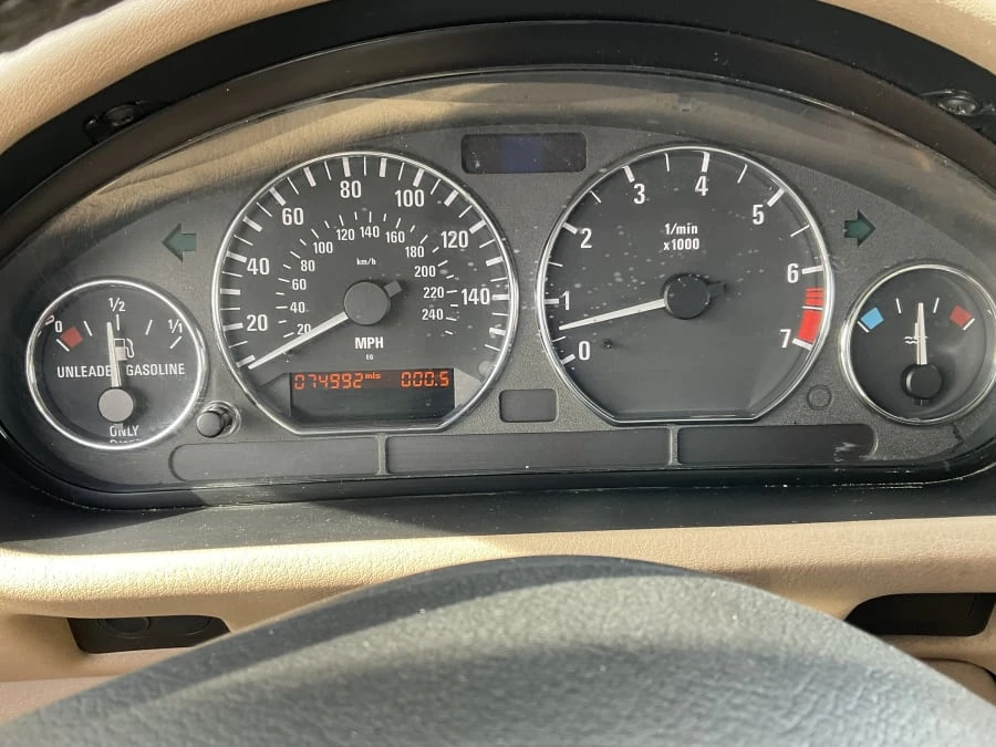 2002 BMW Z3 Roadster - Image 9 of 15