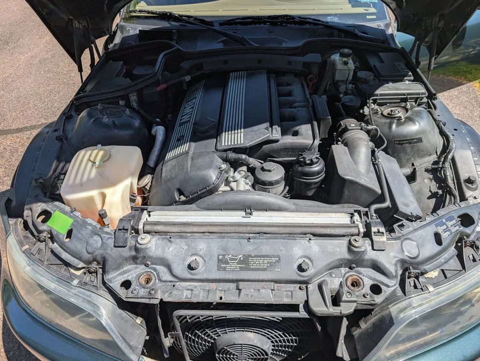 2002 BMW Z3 - Image 23 of 24