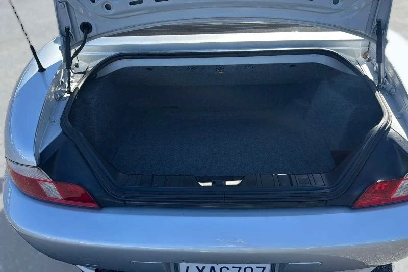 2002 BMW Z3 Roadster - Image 18 of 20