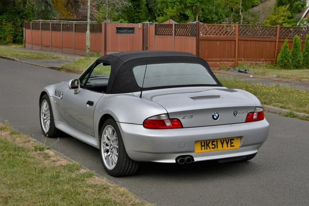 2002 BMW Z3 Roadster - Image 18 of 30