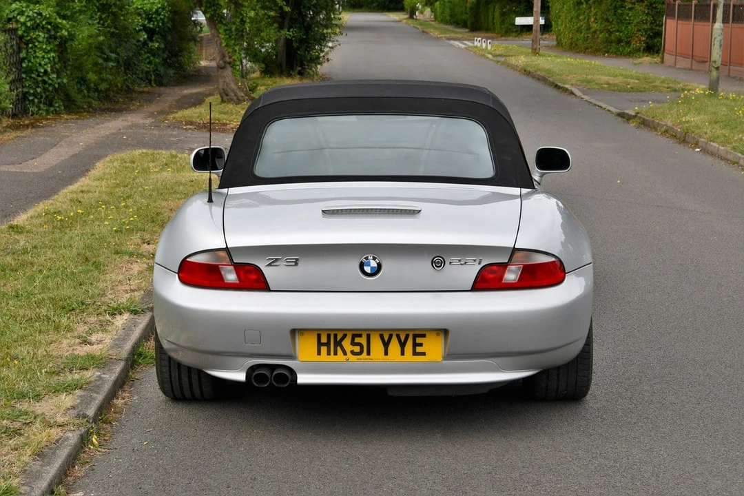 2002 BMW Z3 Roadster - Image 14 of 30