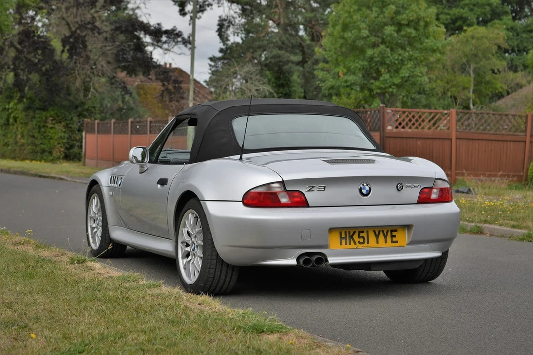2002 BMW Z3 Roadster - Image 19 of 30