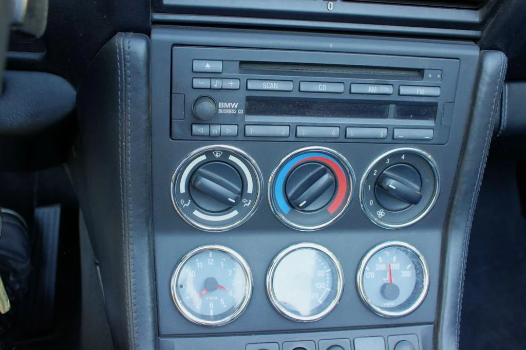 2002 BMW Z3 Roadster - Image 30 of 31
