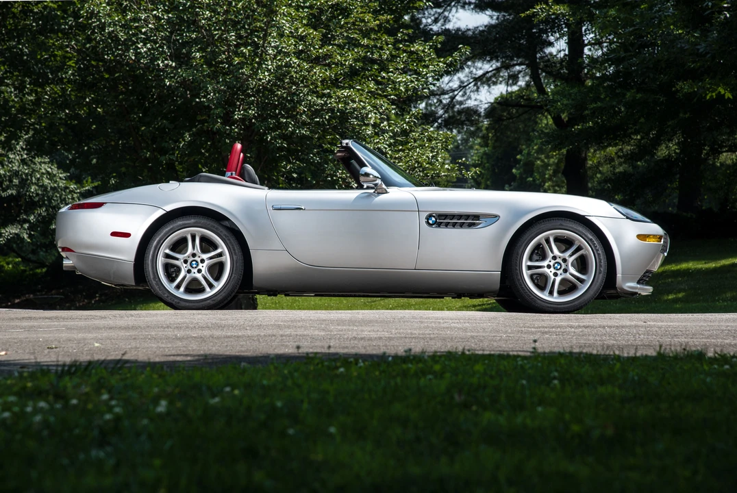 2002 BMW Z8 - Image 4 of 31