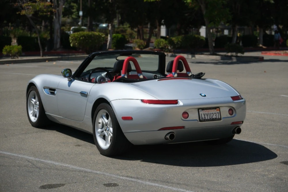 2002 BMW Z8 - Image 7 of 10