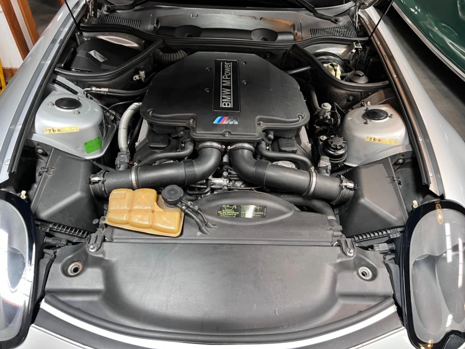 2002 BMW Z8 - Image 10 of 10
