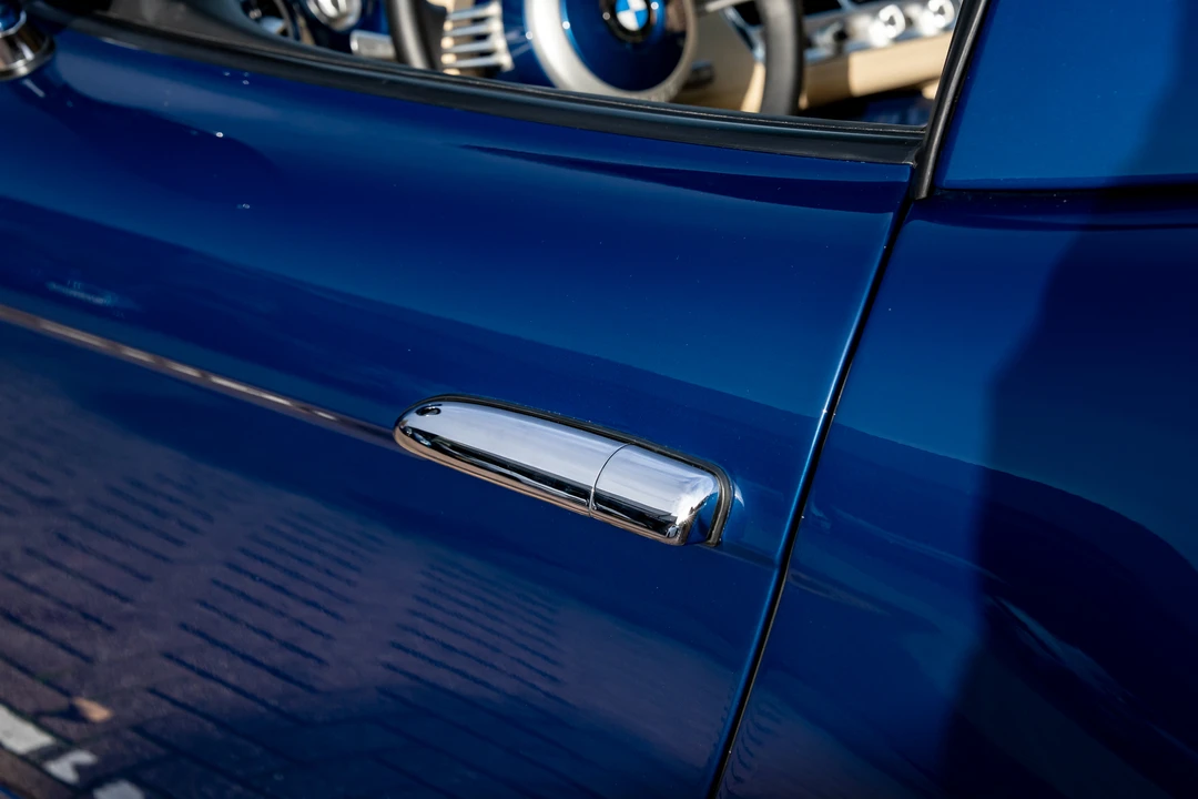 2002 BMW Z8 - Image 30 of 31