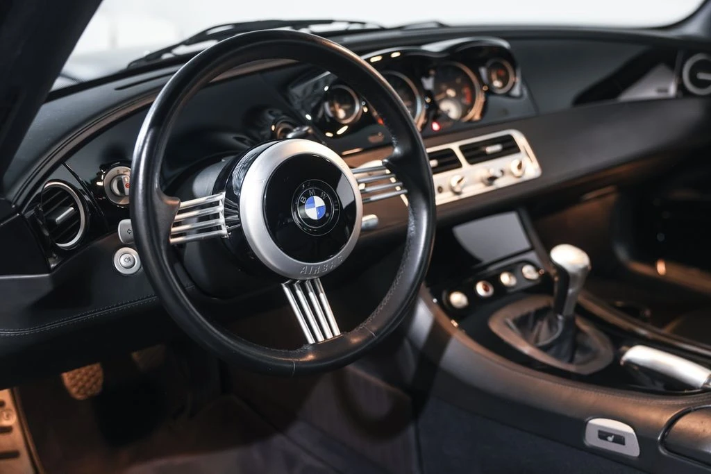 2002 BMW Z8 - Image 24 of 31