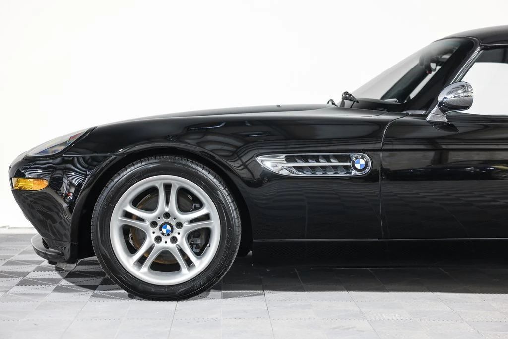 2002 BMW Z8 - Image 11 of 31