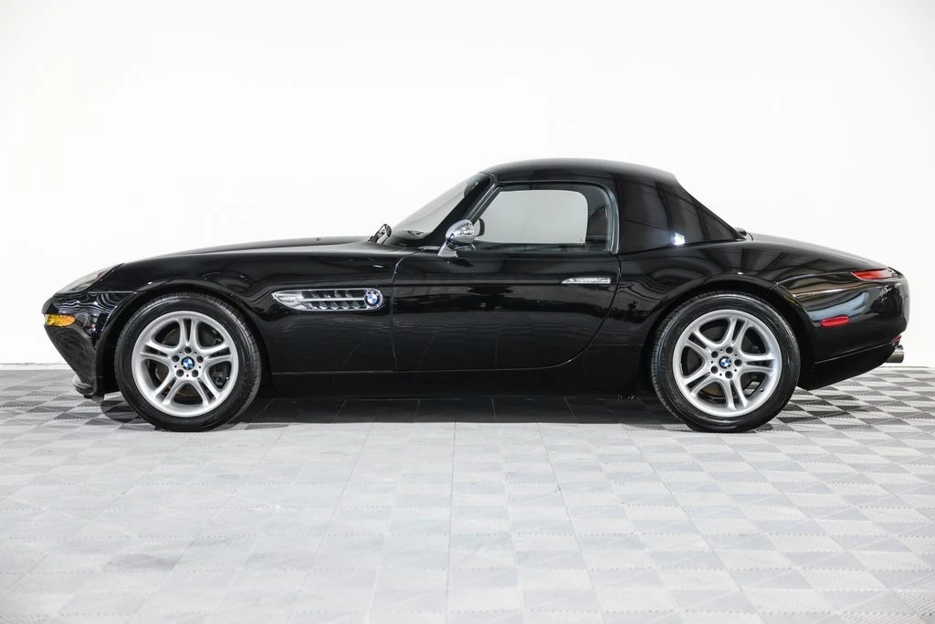 2002 BMW Z8 - Image 18 of 31