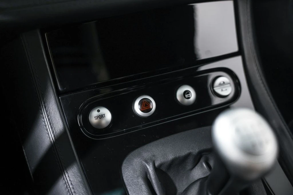 2002 BMW Z8 - Image 26 of 31