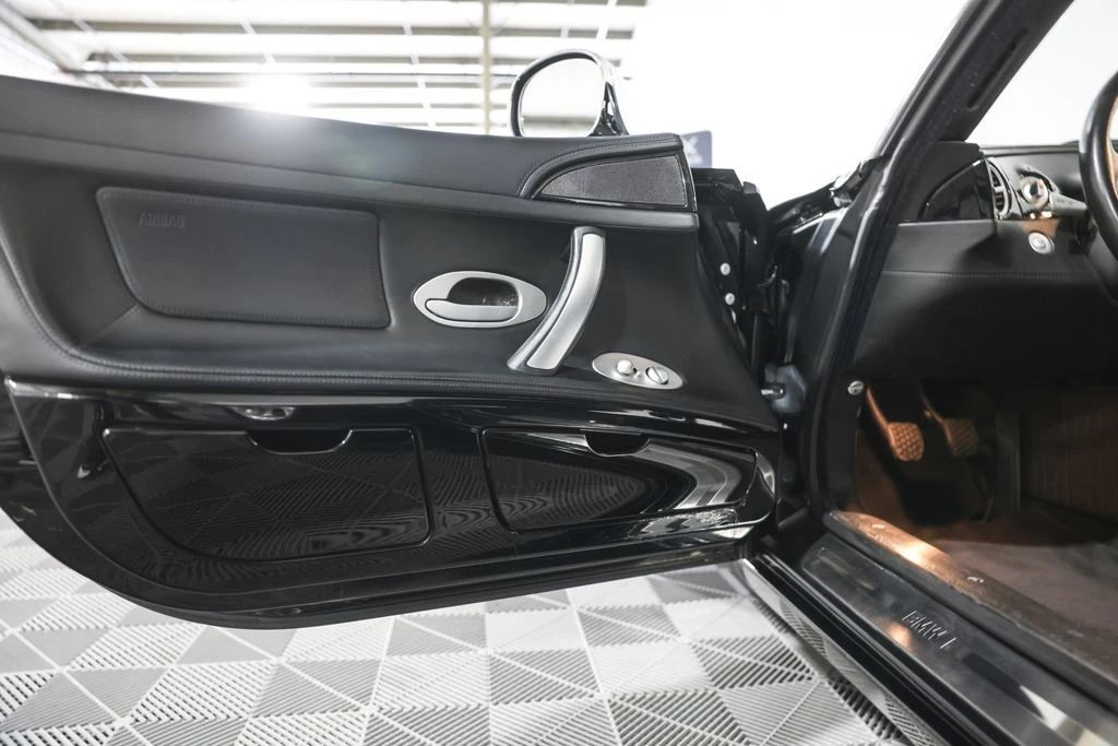 2002 BMW Z8 - Image 21 of 31