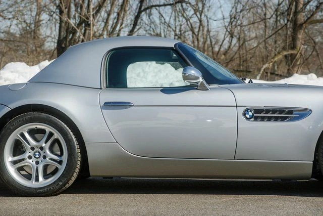 2002 BMW Z8 - Image 17 of 21