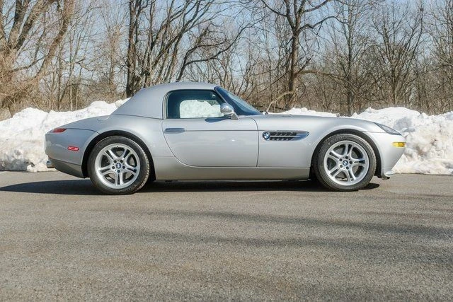 2002 BMW Z8 - Image 14 of 21