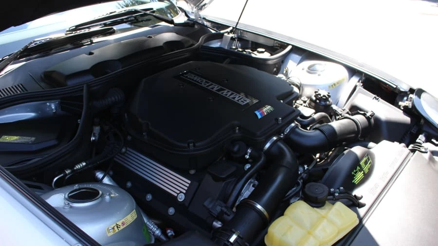 2002 BMW Z8 - Image 5 of 6