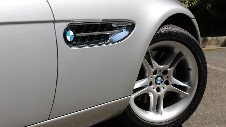 2002 BMW Z8 - Image 6 of 6