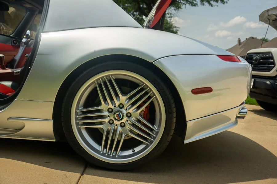 2002 BMW Z8 - Image 8 of 27