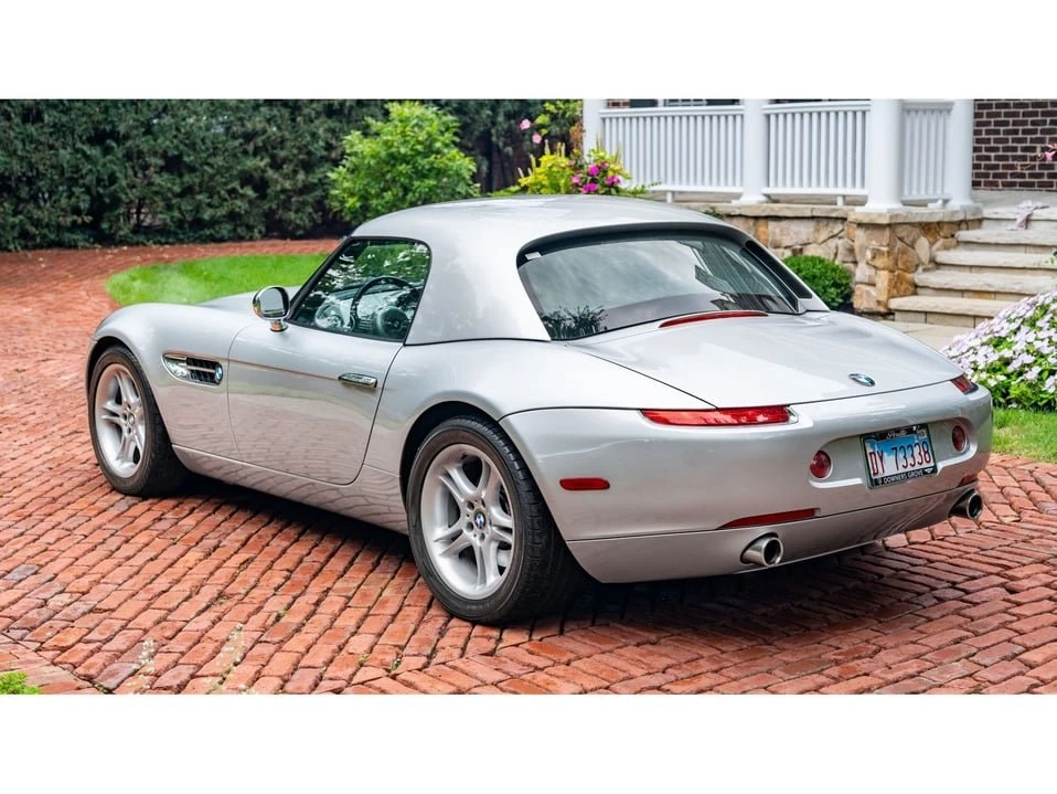 2002 BMW Z8 - Image 15 of 20