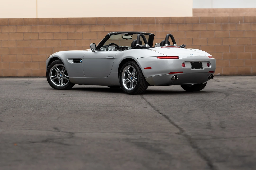 2002 BMW Z8 - Image 14 of 31