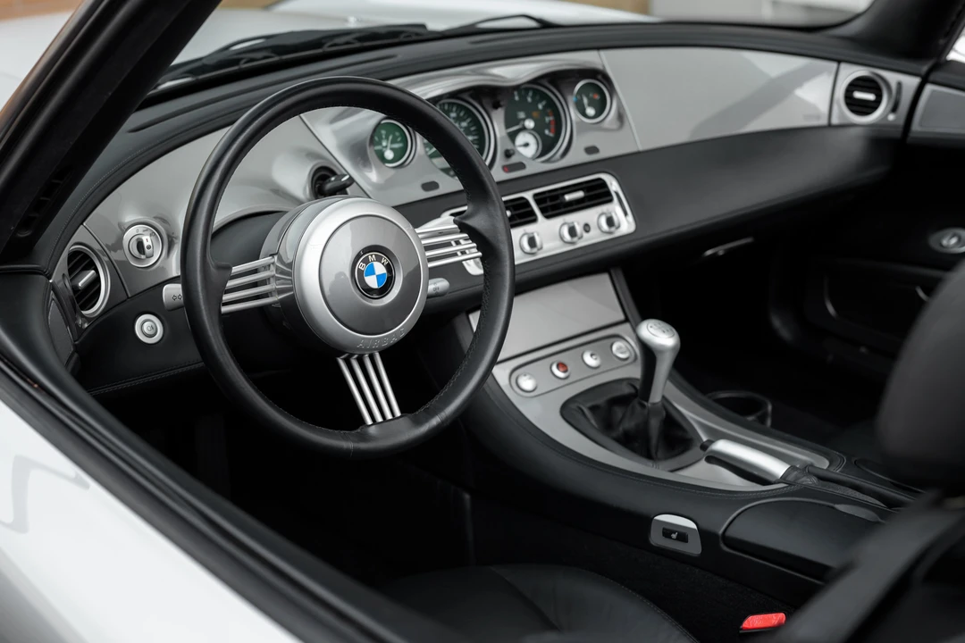 2002 BMW Z8 - Image 30 of 31