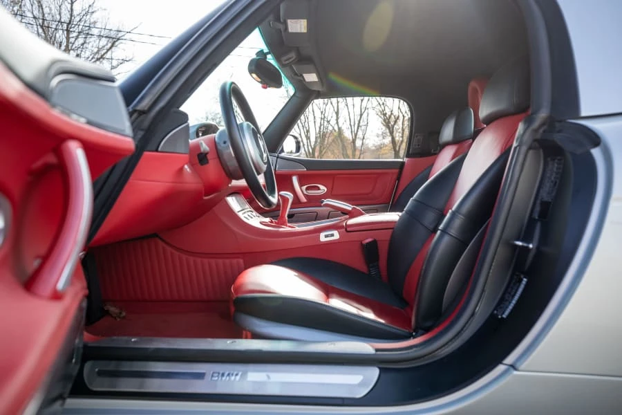 2002 BMW Z8 - Image 16 of 25