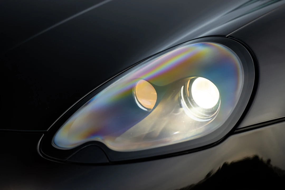 2002 BMW Z8 - Image 11 of 31