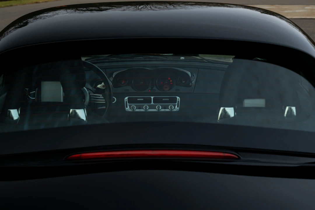 2002 BMW Z8 - Image 6 of 31