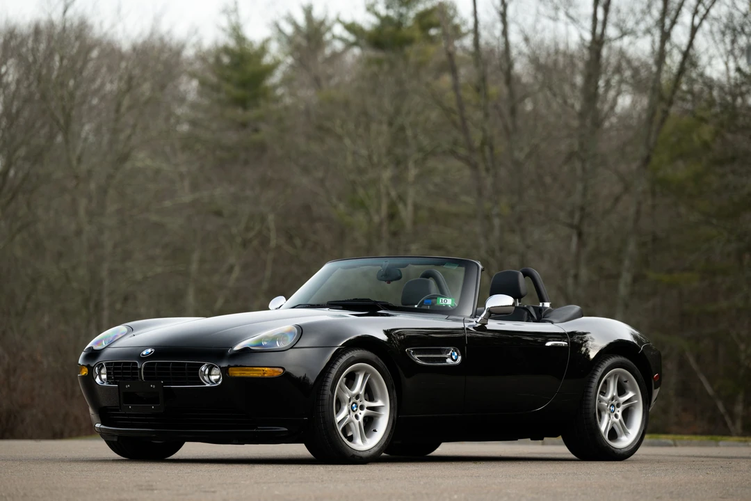 2002 BMW Z8 - Image 2 of 31