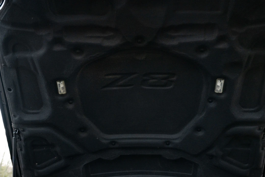 2002 BMW Z8 - Image 19 of 31
