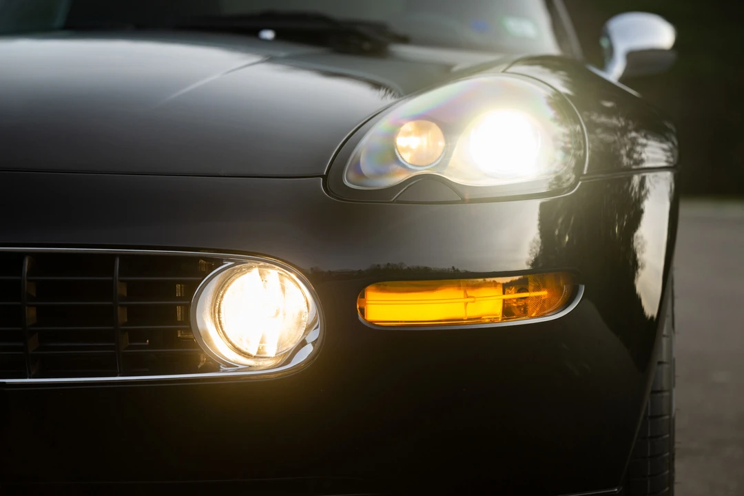 2002 BMW Z8 - Image 8 of 31