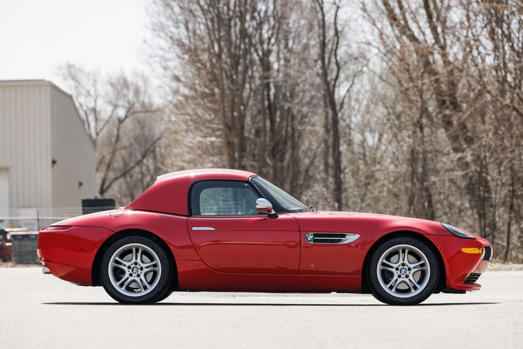 2002 BMW Z8 - Image 11 of 31