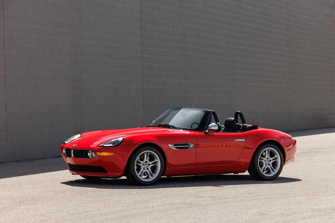 2002 BMW Z8 - Image 2 of 31