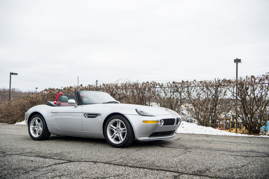 2002 BMW Z8 - Image 16 of 31