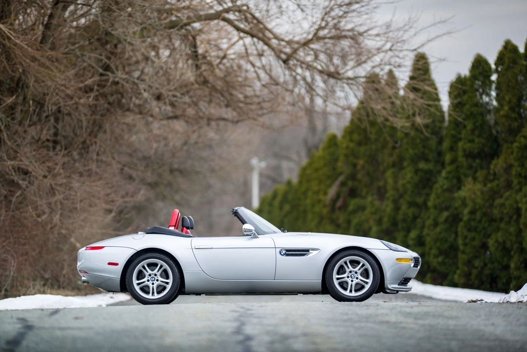 2002 BMW Z8 - Image 10 of 31