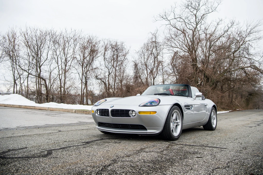 2002 BMW Z8 - Image 27 of 31